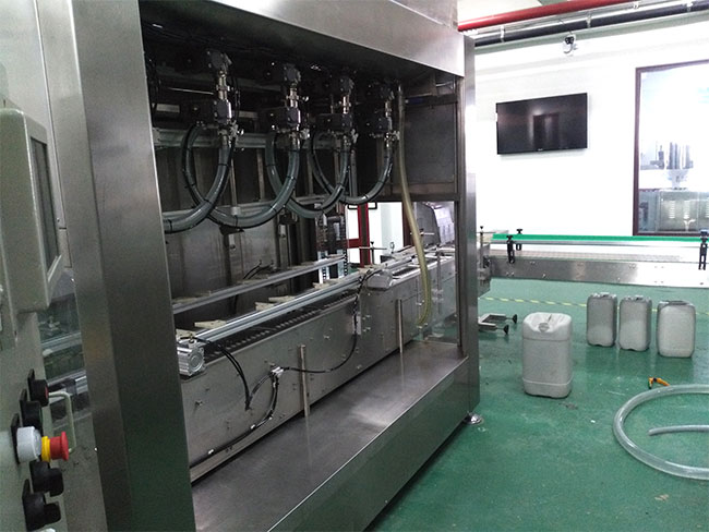 星火南京桶装定量灌装机械生产企业设备车间